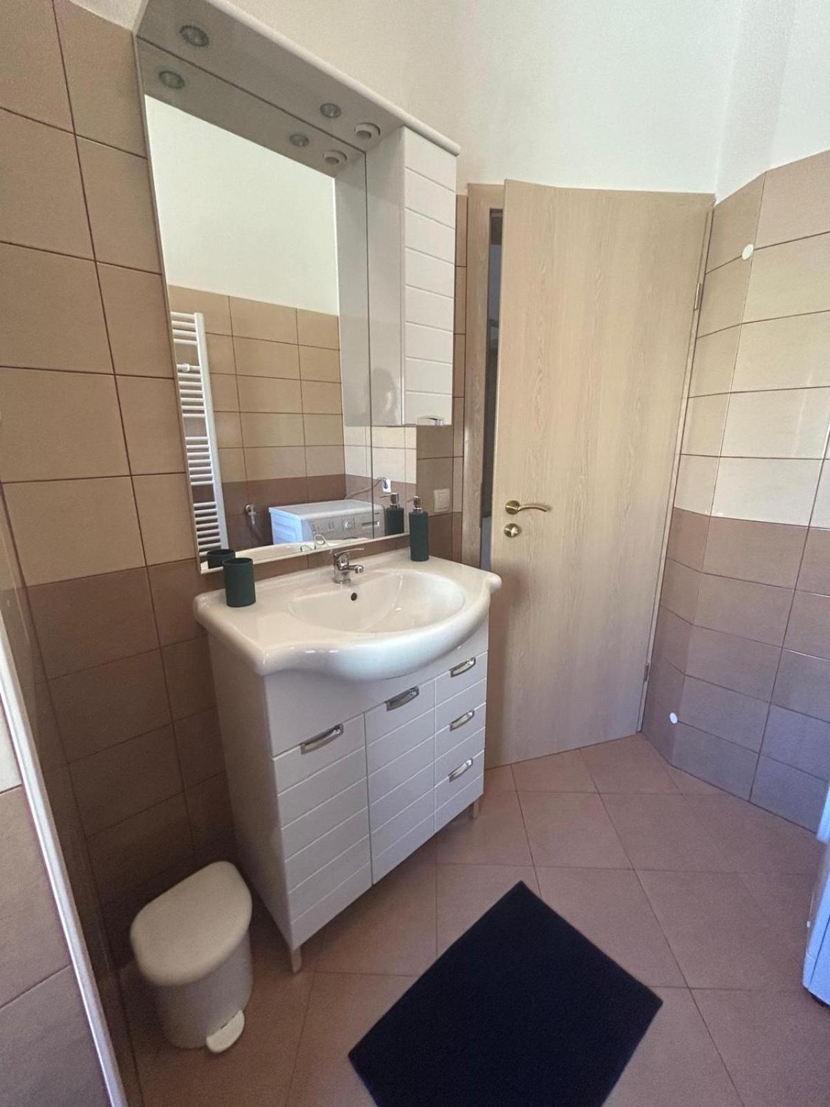 Lipa Apartman Zadar Buitenkant foto