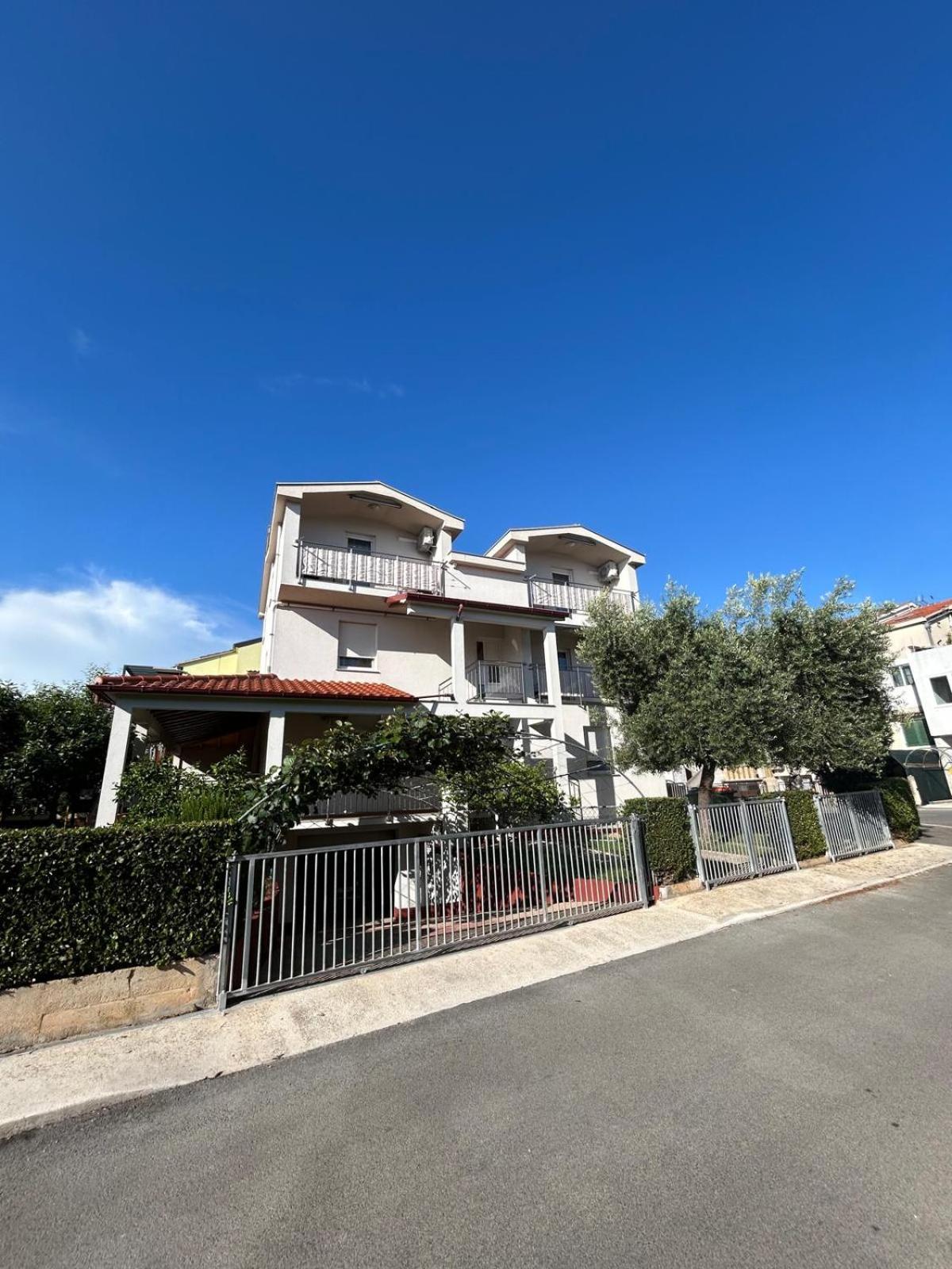 Lipa Apartman Zadar Buitenkant foto